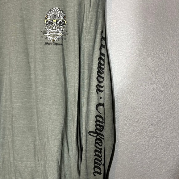 Duck Co. Surf Tour Long Sleeve Graphic Tee Malibu California Skull L - Picture 4 of 5